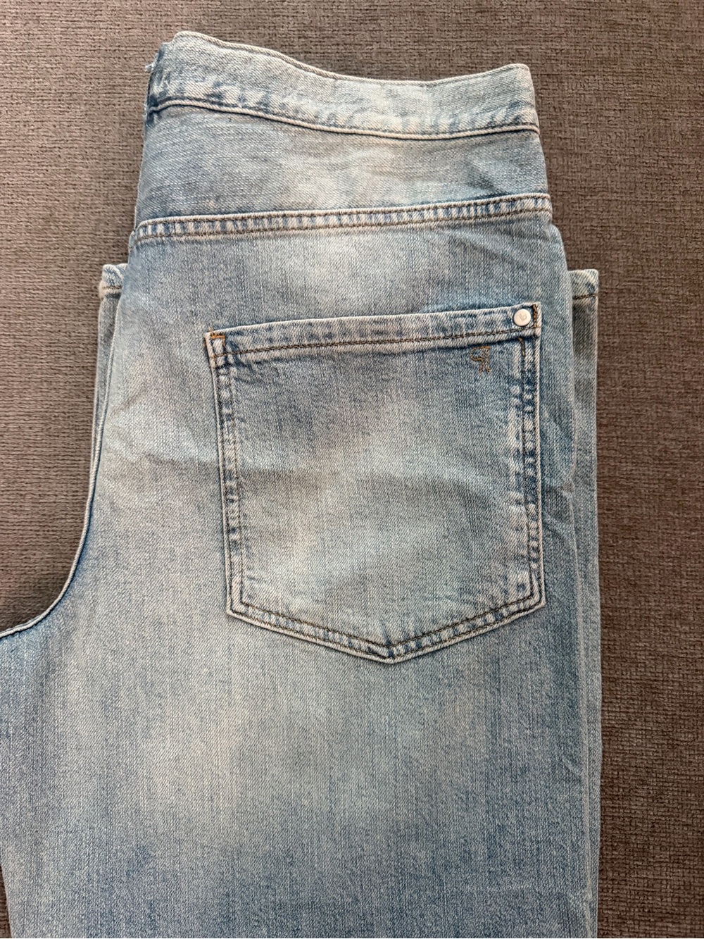 Pilcro barrel jeans  Women's Jeans in light wash - Picture 6 of 11